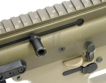 VFC FN SCAR - вид на открытый затвор